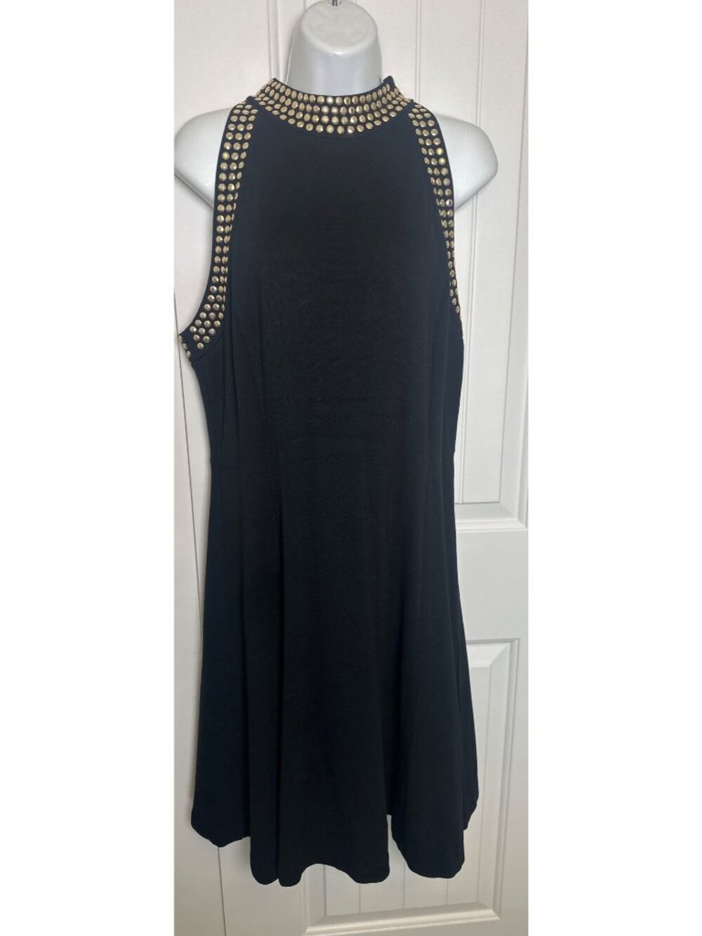 Designer Carmen Marc Valvo black sleeveless dress, Large